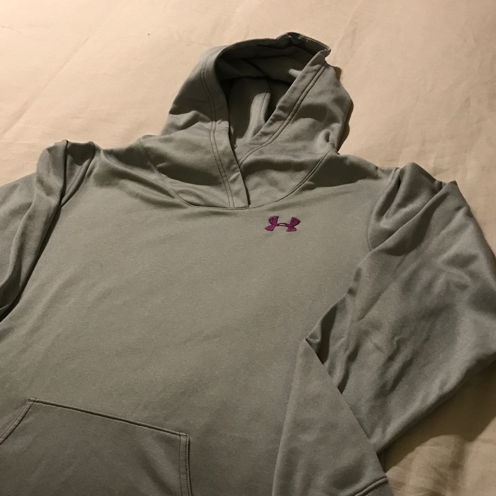 UNDER ARMOUR HOODIE